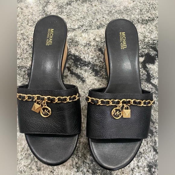 Michael Kors Wedges Size 7-1/2 - Picture 1 of 5